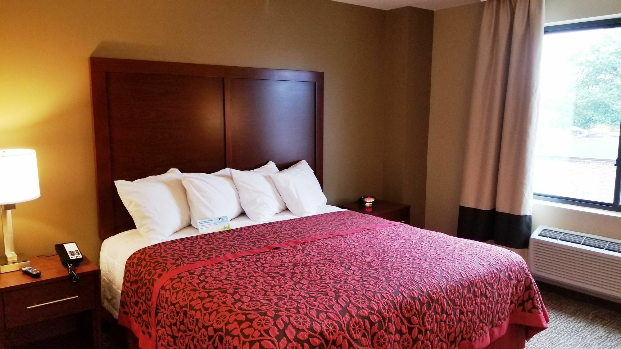 Days Inn By Wyndham Brooklyn Marine Park Nowy Jork Zewnętrze zdjęcie